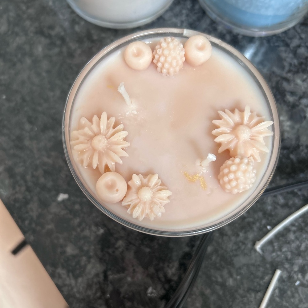 Customizable Handmade Candles - Picture 13 of 15